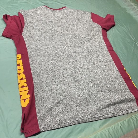 Like 🆕 Redskins T Shirt - Picture 6 of 6